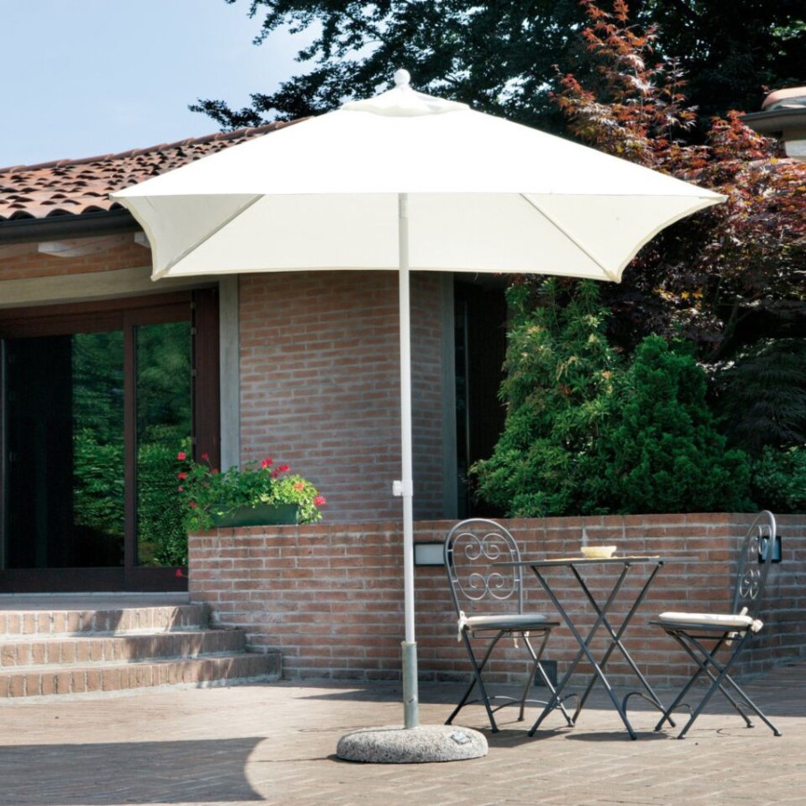 Outdoors Moia | 2X2 Square Umbrella