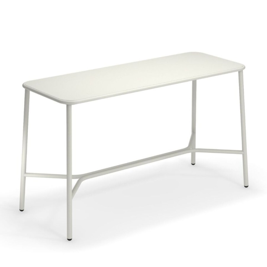 Outdoors Emu | Yard High Table By Emu In Painted Aluminium.