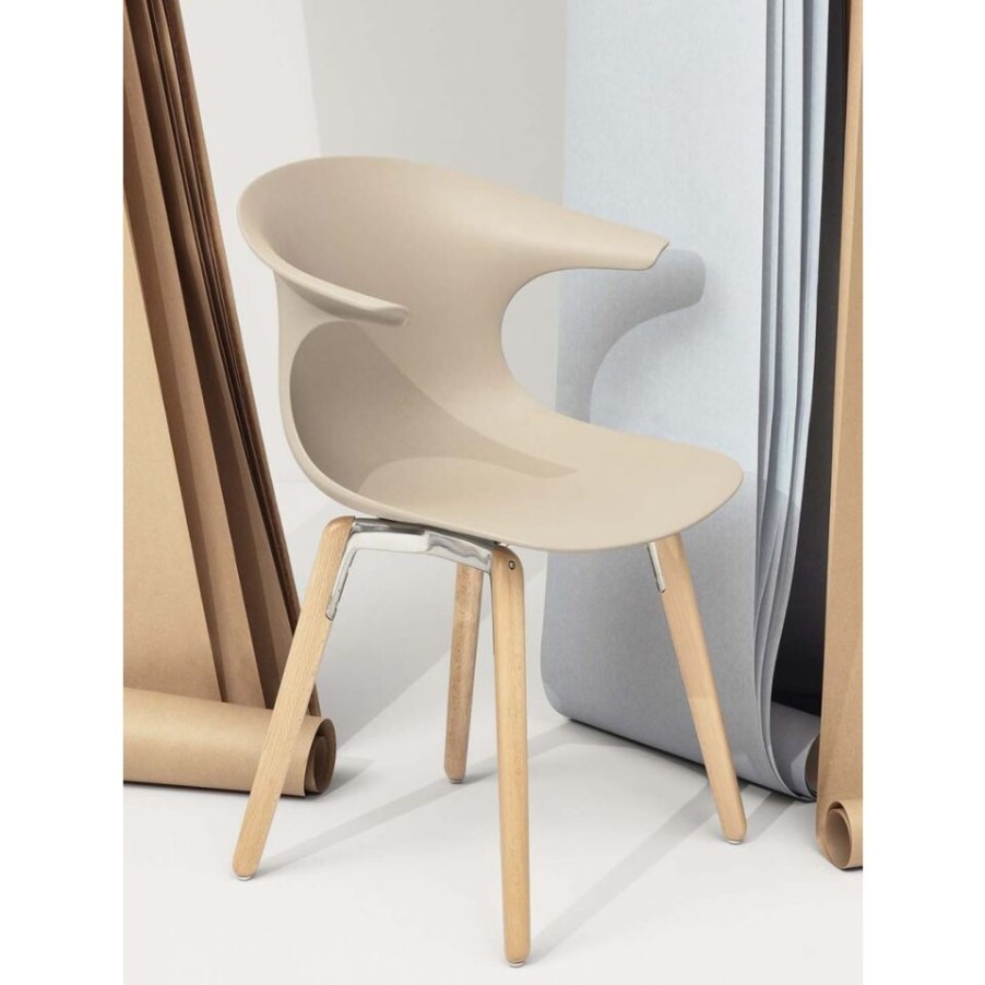 Furniture Infiniti Design Seats | Loop Chair Mono Wooden Legs Infiniti For Interiors.